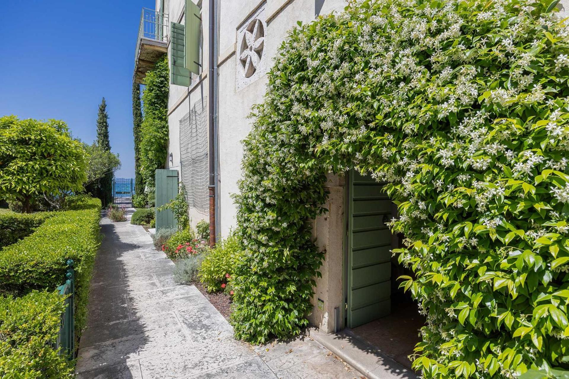 Villa Cisano Residenza D'Epoca Bardolino Exteriör bild